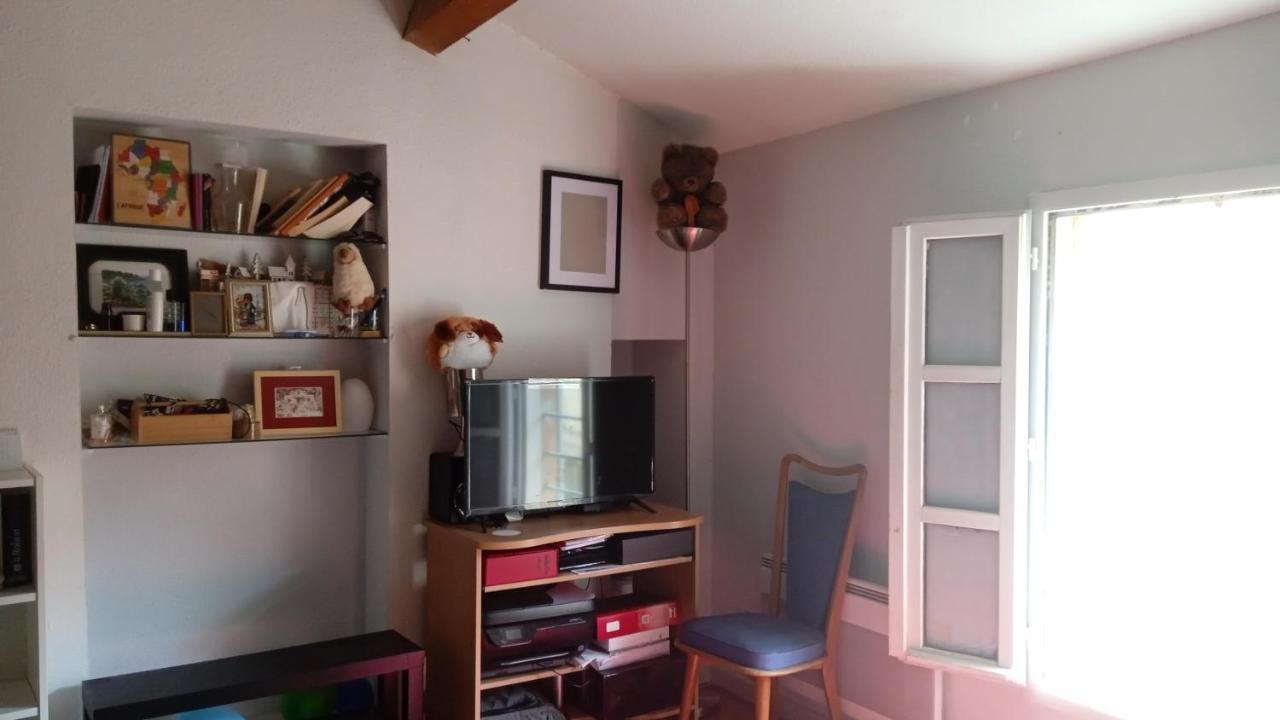 Chambre D'Hote Au Centre Ville Арл Екстериор снимка